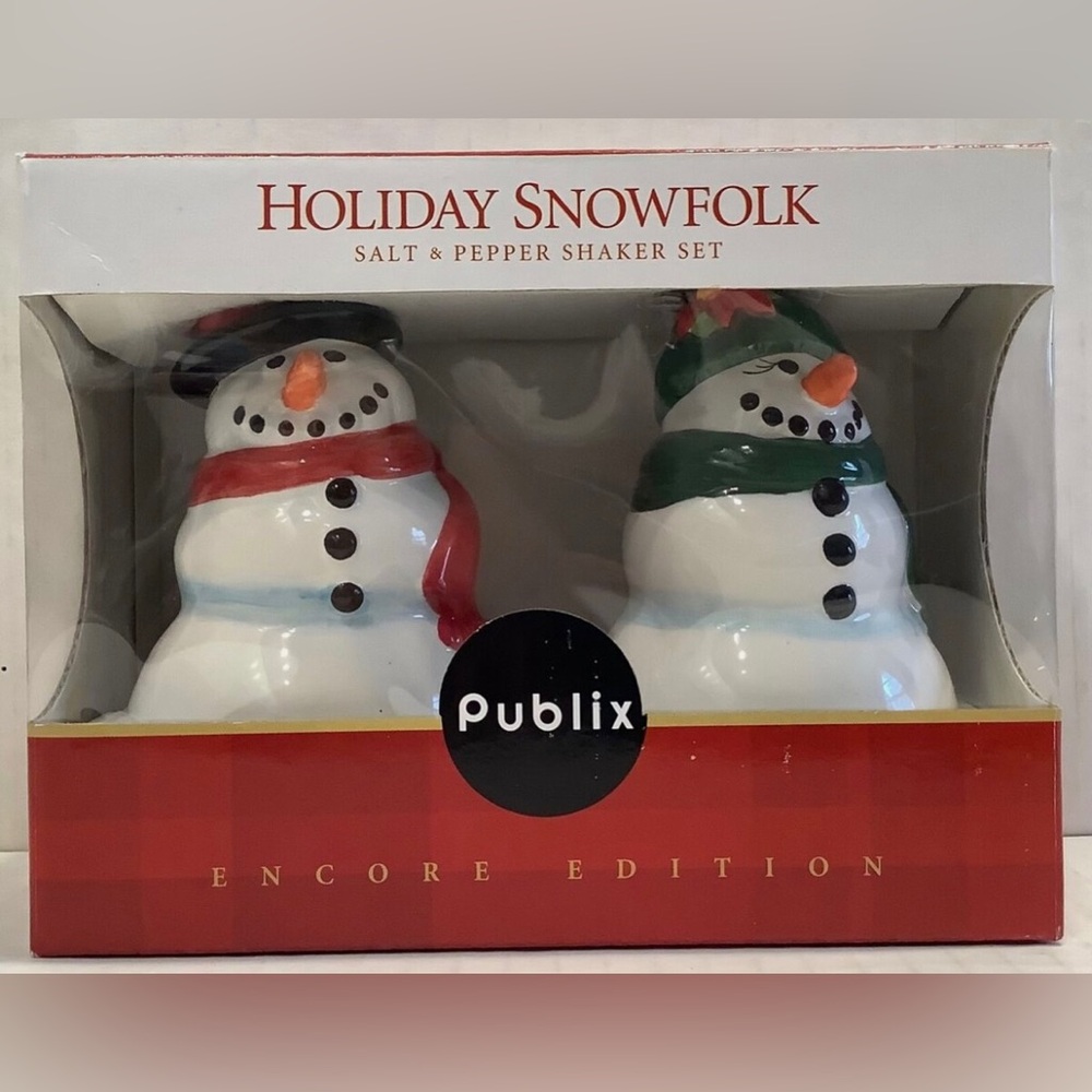 NIB - Publix - Holiday Snowfolk Salt and Pepper Shaker Set - Encore Edition